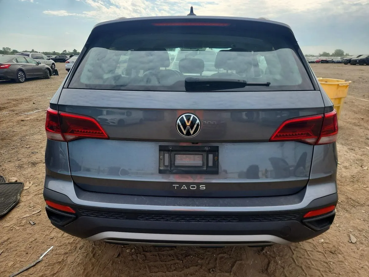 VOLKSWAGEN TAOS S 2022