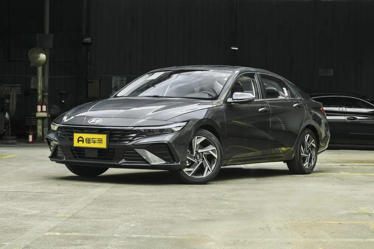 HYUNDAI ELANTRA МАКСИМАЛЬНАЯ 2026