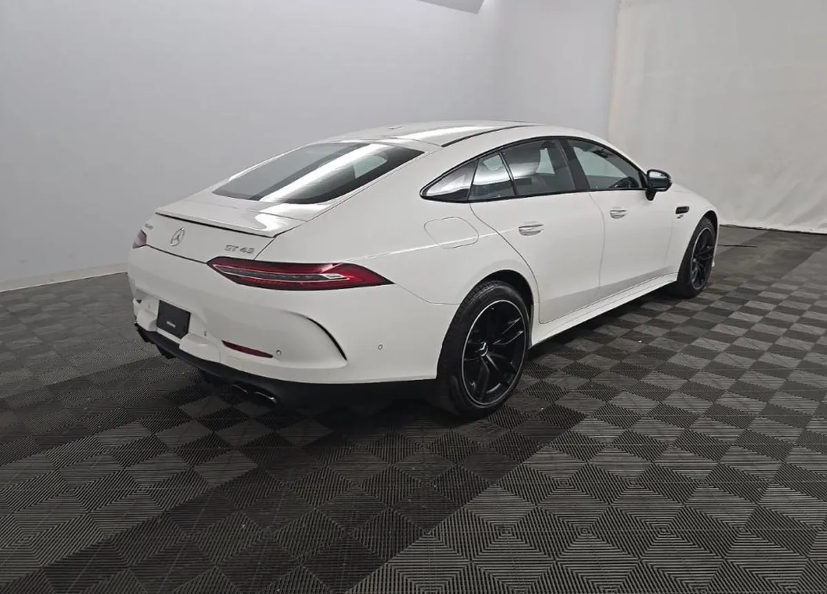 MERCEDES-BENZ AMG GT 43 4MATIC 2022