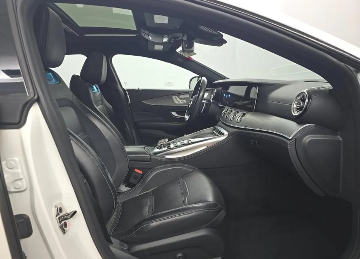 MERCEDES-BENZ AMG GT 43 4MATIC 2022