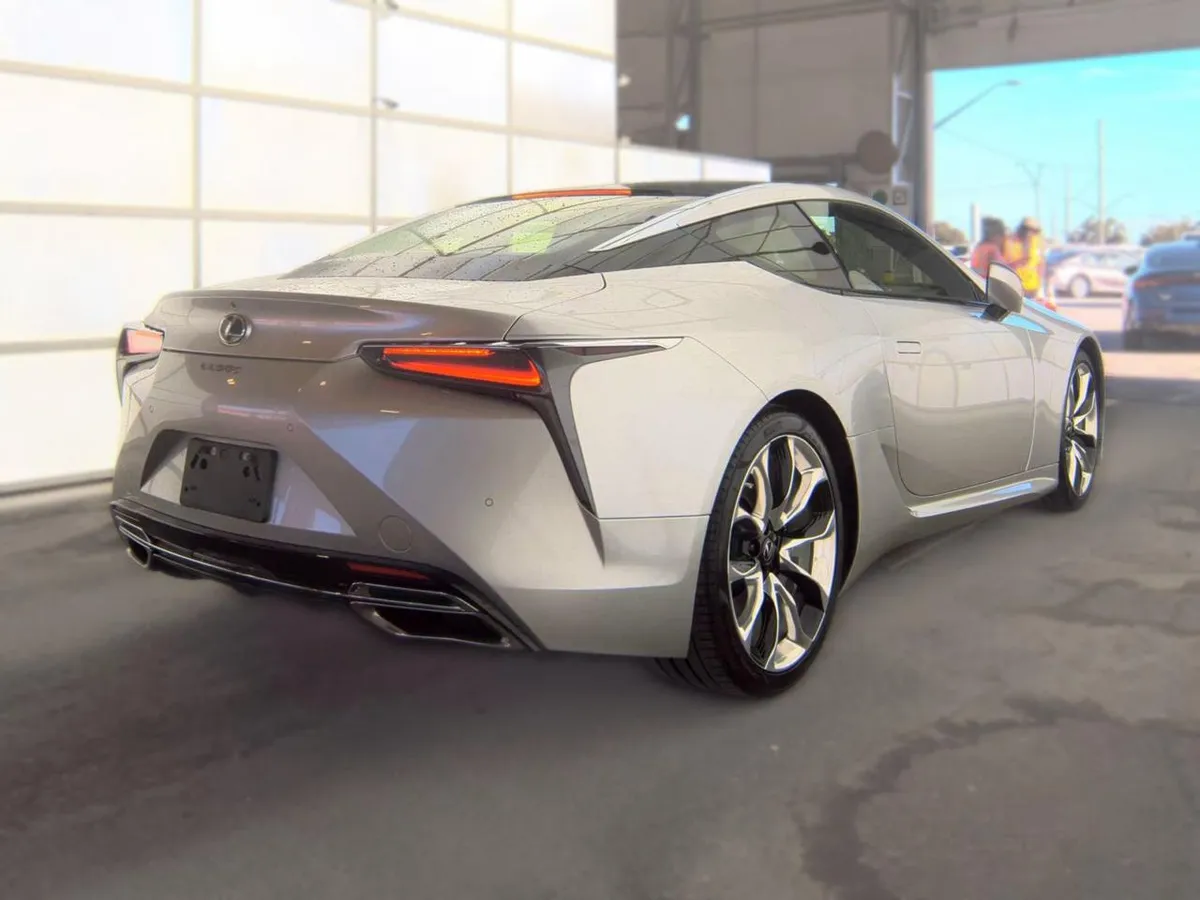 LEXUS LC 500 2017