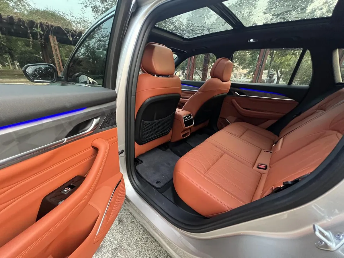 GEELY XINGYUE L 2026
