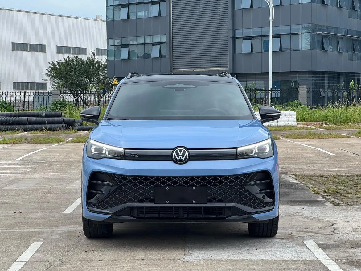 VOLKSWAGEN TIGUAN L 2024