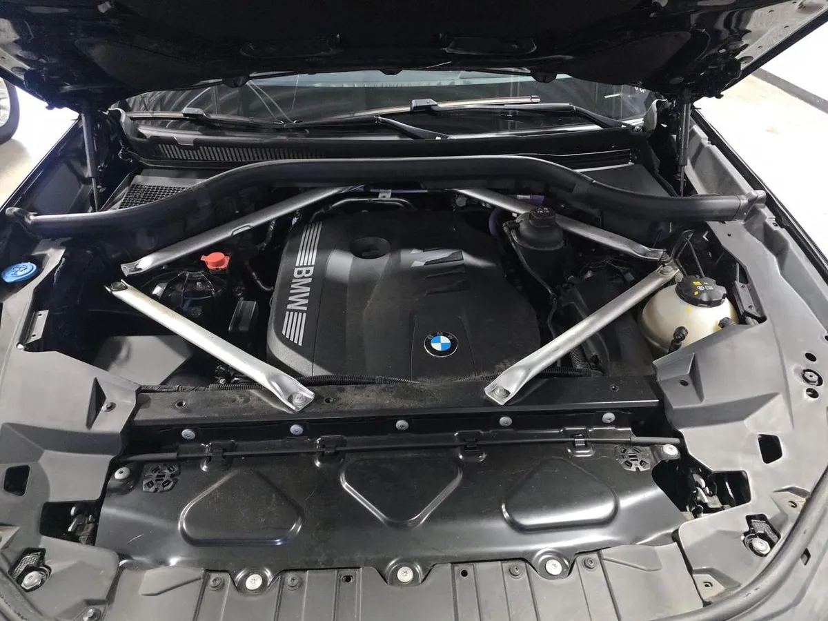 BMW X5 SPORTS ACTIVITY VEHICLE 2024
