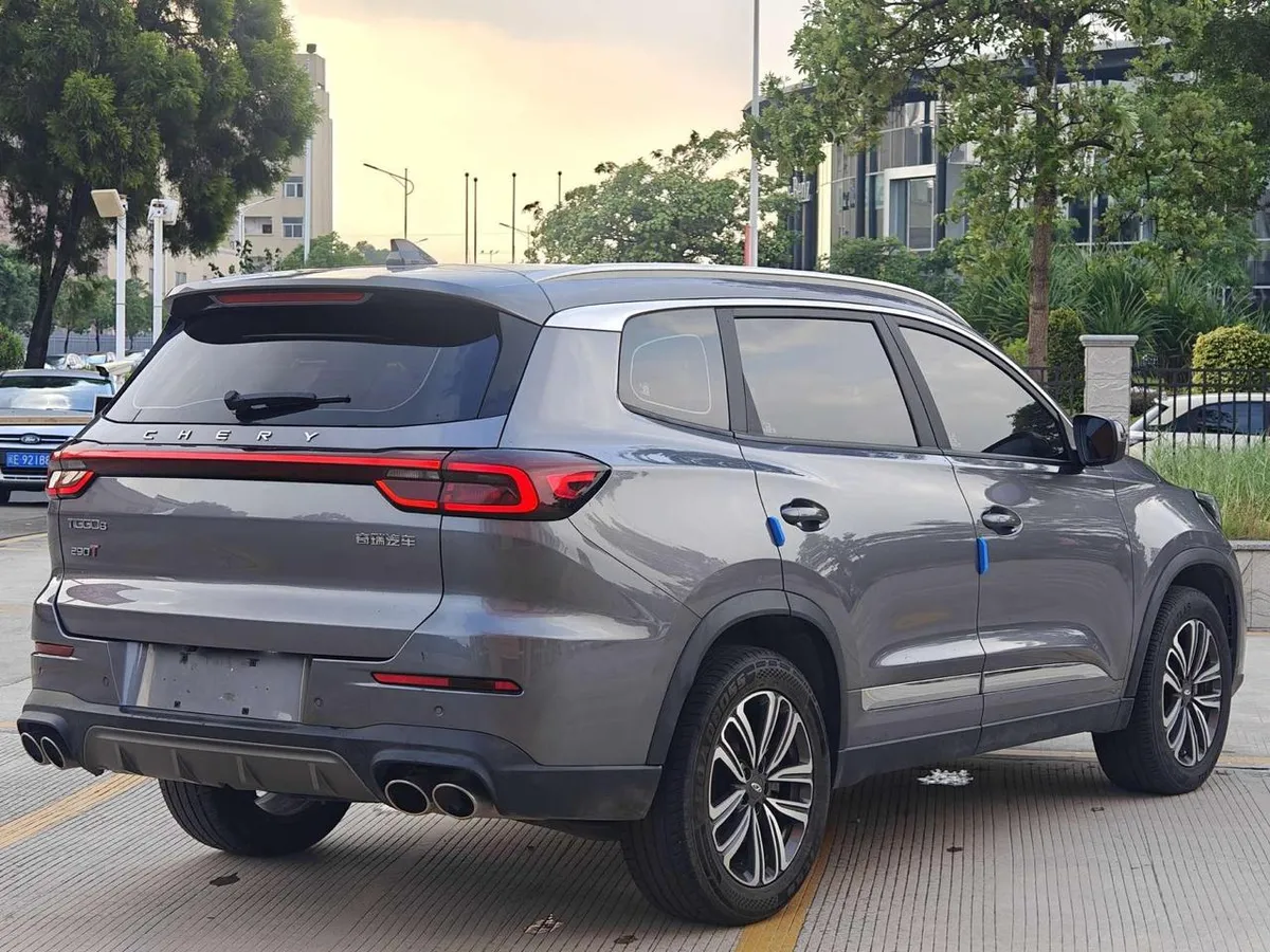CHERY TIGGO 8 2023
