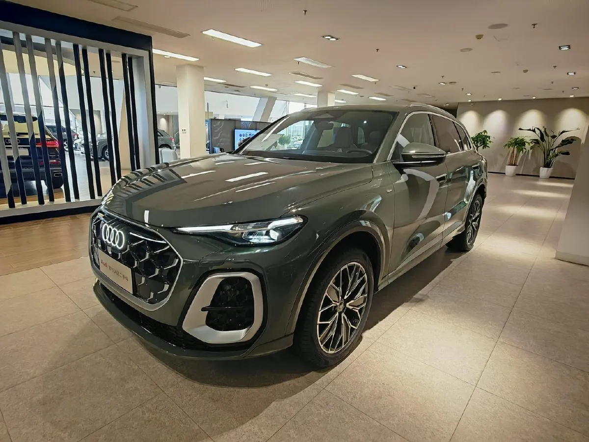 AUDI Q5L LUXURY 2026