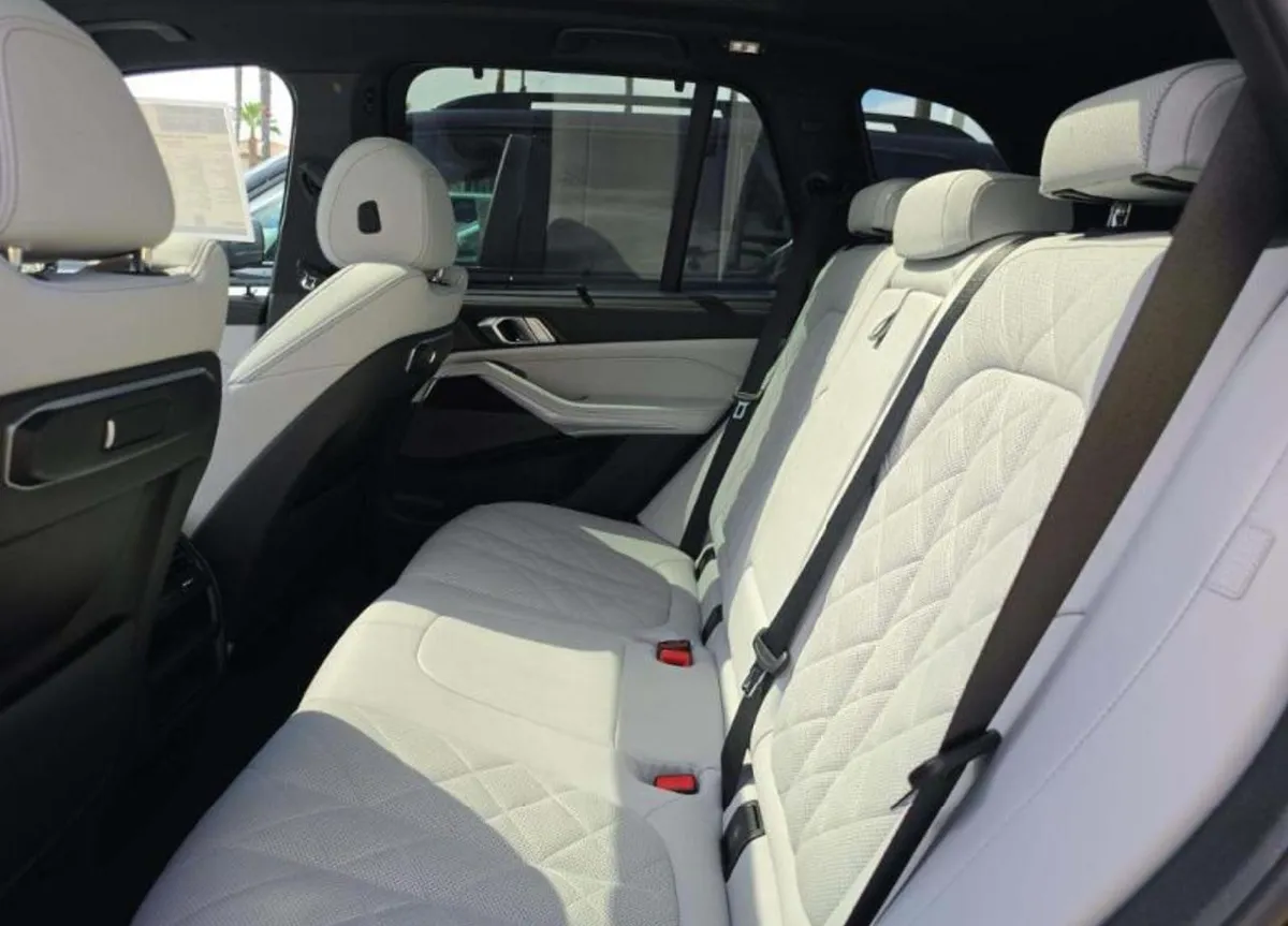 BMW X5 SPORTS ACTIVITY VEHICLE 2024