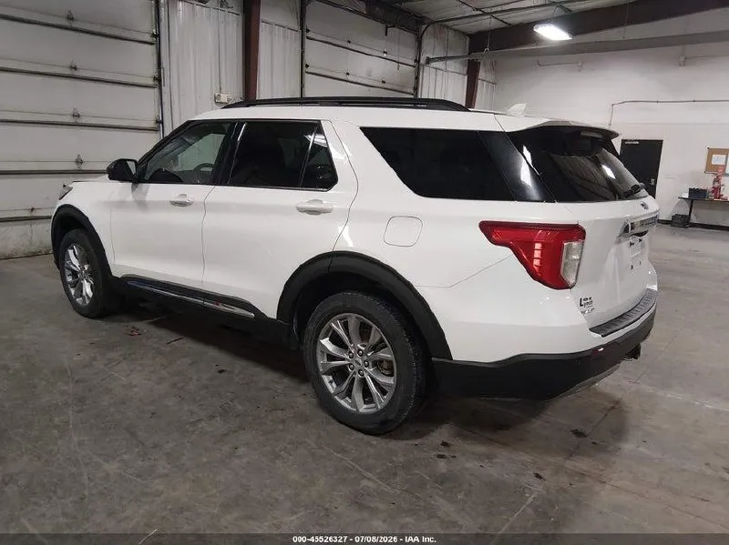 FORD EXPLORER XLT 2023