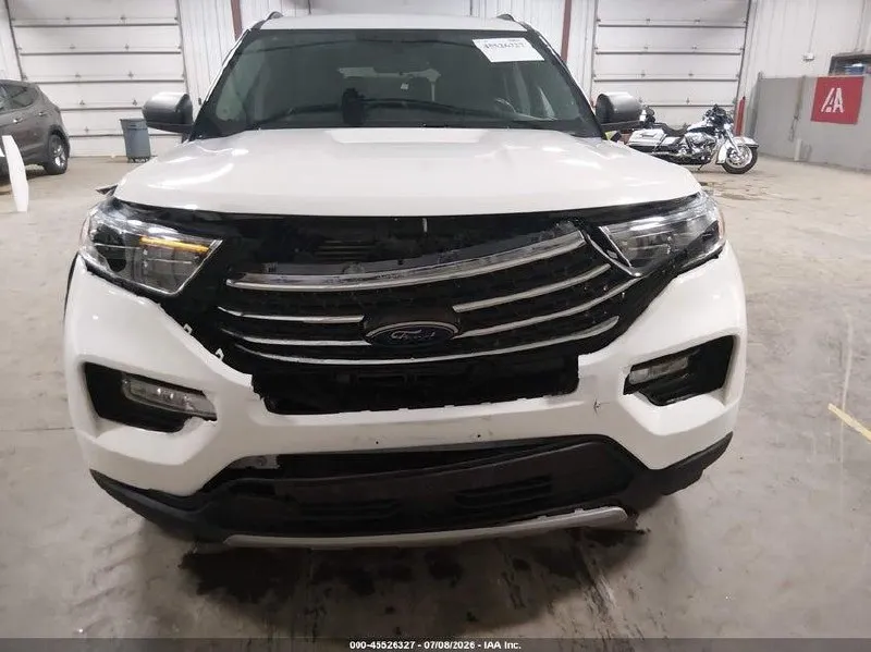 FORD EXPLORER XLT 2023