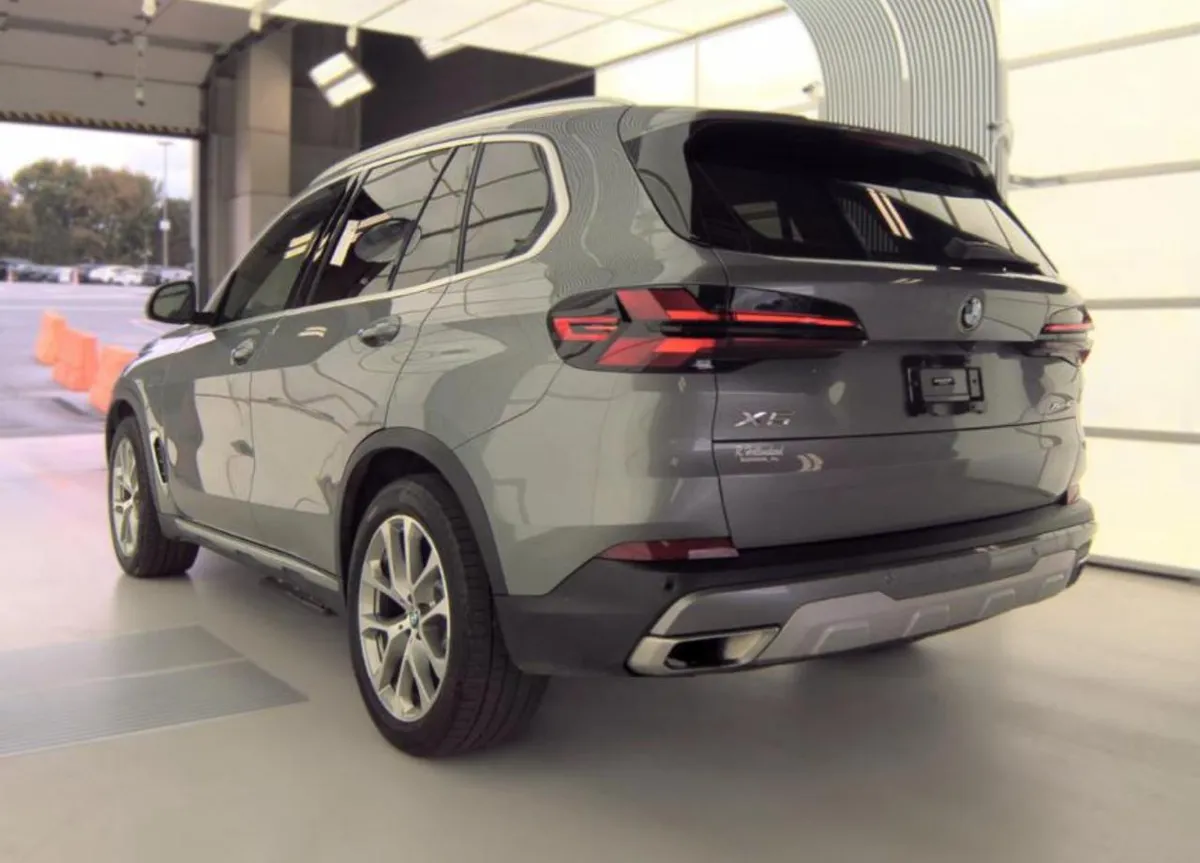 BMW X5 SPORTS ACTIVITY VEHICLE 2023