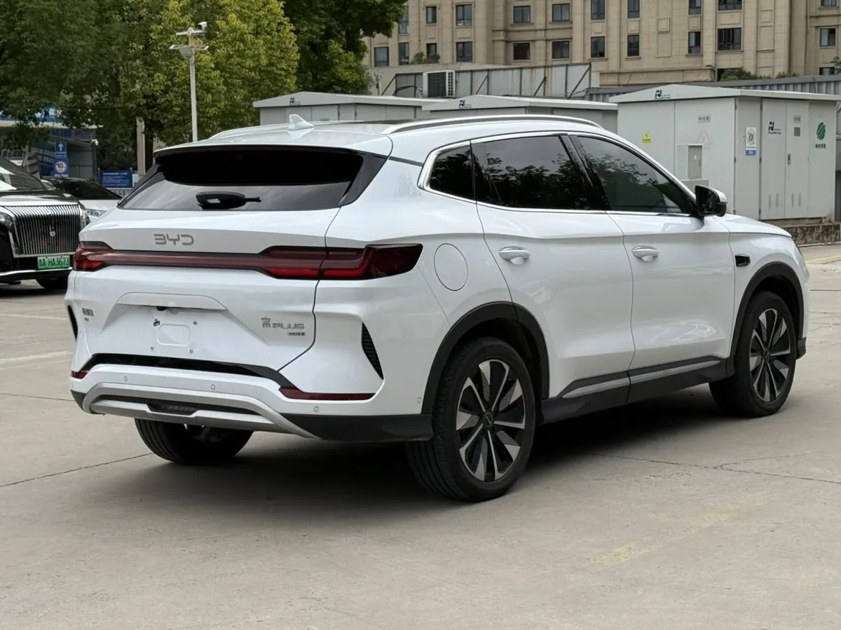 BYD SONG PLUS EV 2025
