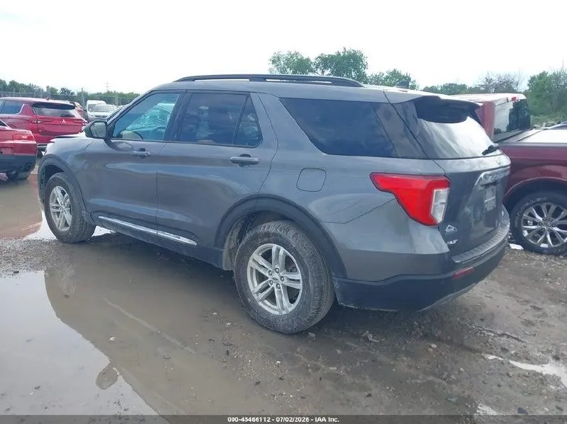 FORD EXPLORER XLT 2022