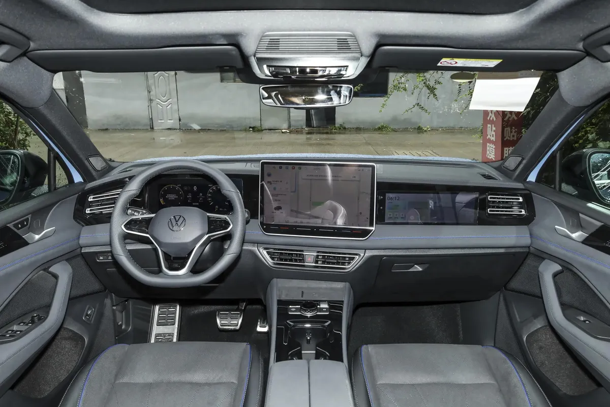 VOLKSWAGEN TIGUAN L 2026