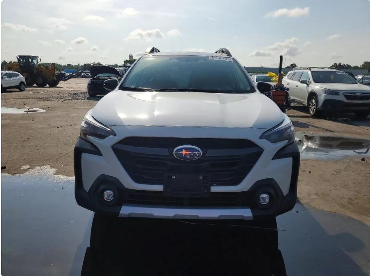 SUBARU OUTBACK LIMITED 2024