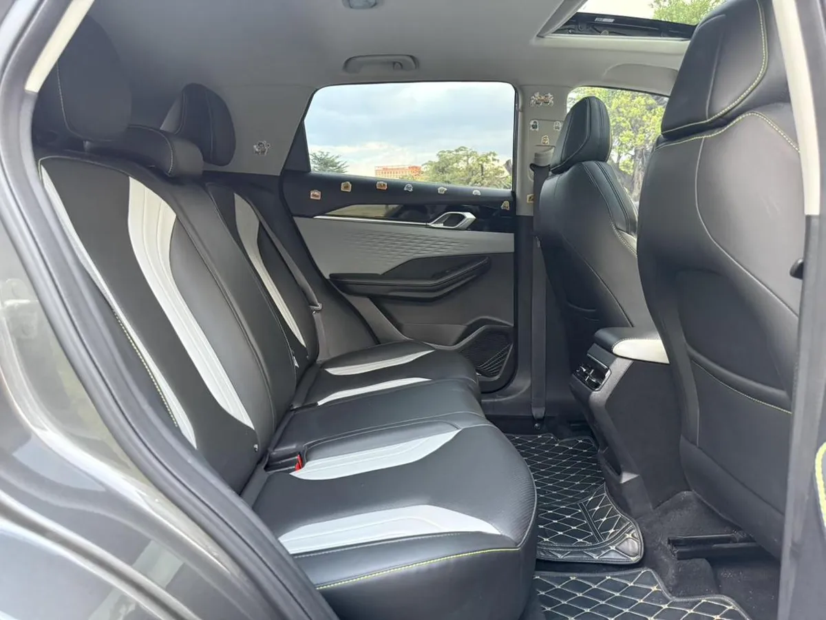 GEELY BINYUE 2023