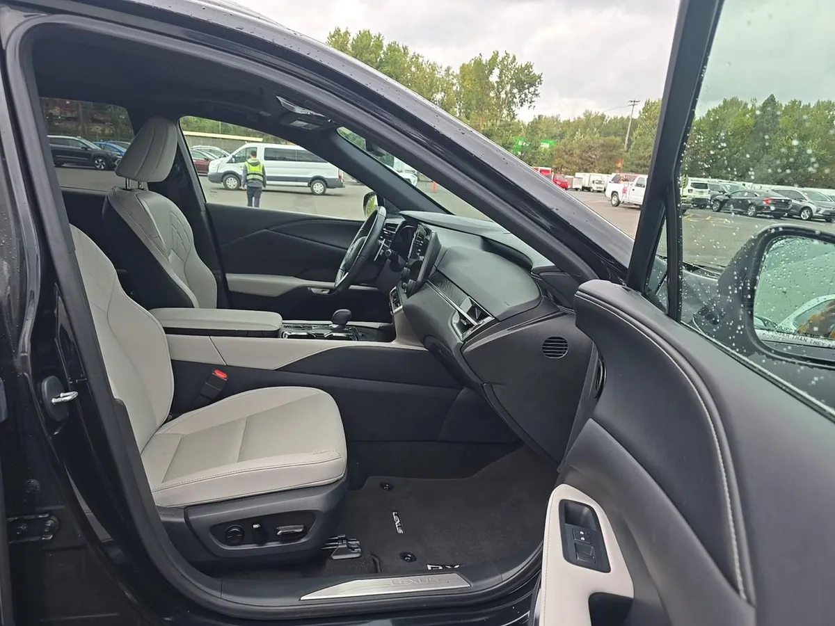 LEXUS RX PREMIUM 2023