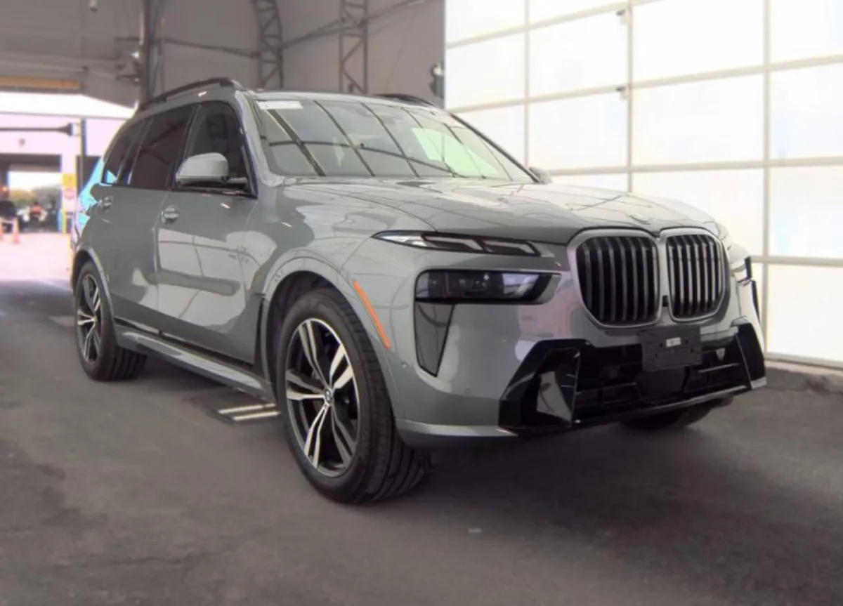 BMW X7 SPORTS ACTIVITY VEHICLE 2022