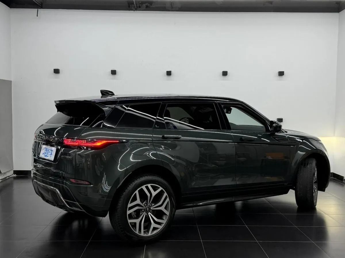 LAND ROVER EVOQUE L R-DYNAMIC LUXURY 2022