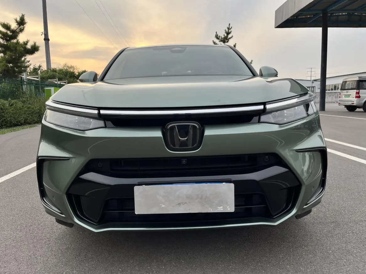 HONDA BREEZE PREMIUM 2022