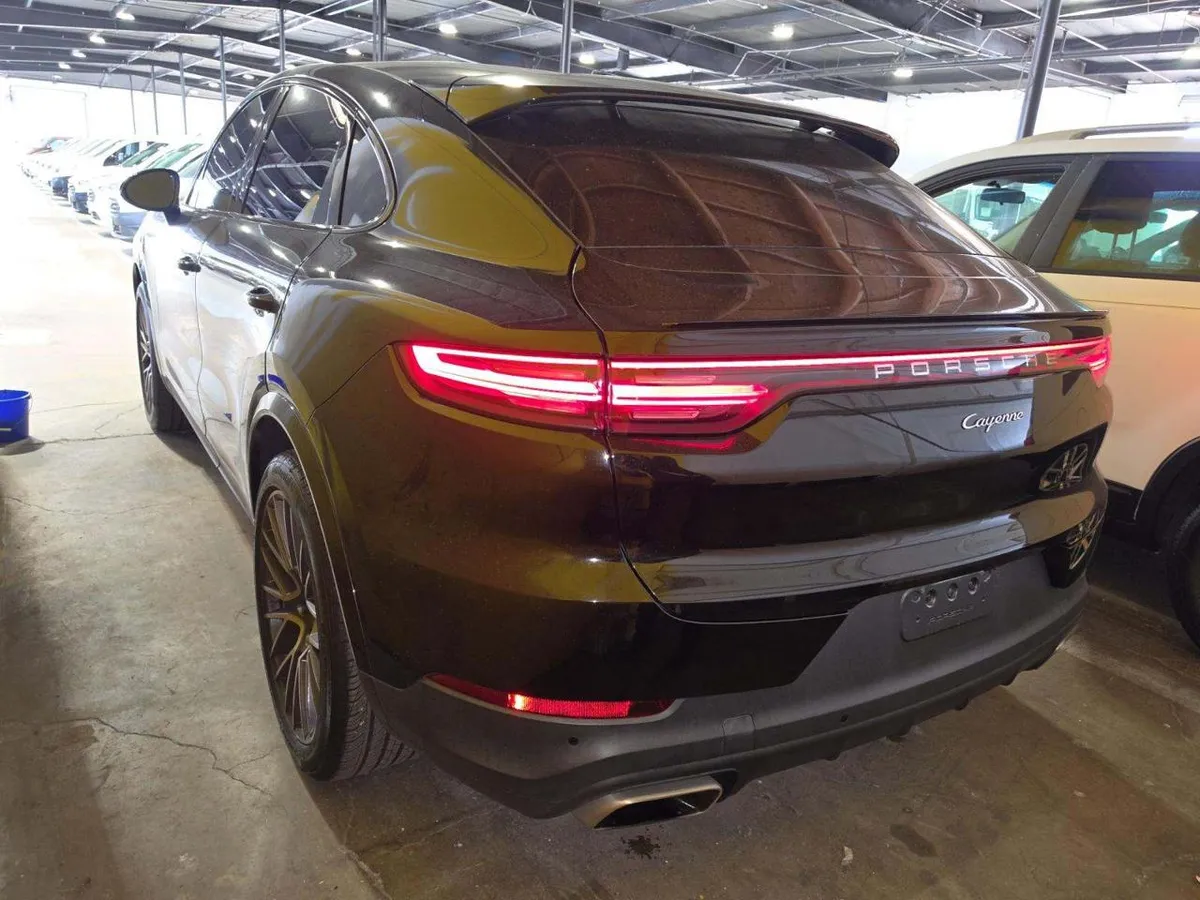 PORSCHE CAYENNE COUPE 2022