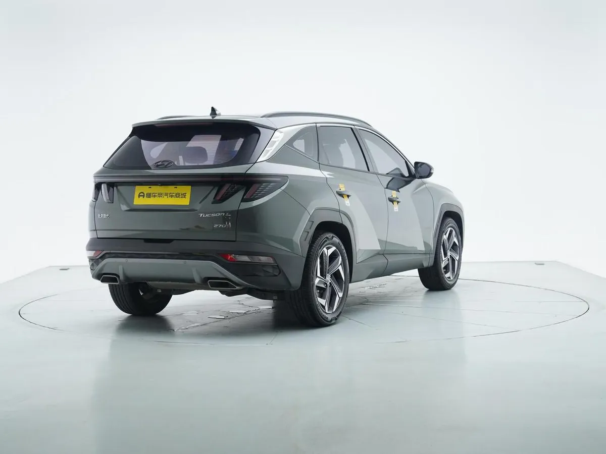 HYUNDAI TUCSON PREMIUM 2023