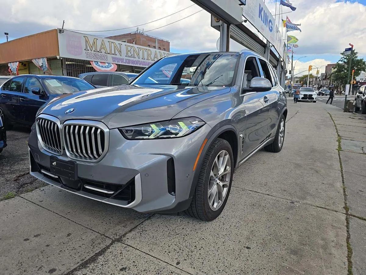 BMW X5 SPORTS ACTIVITY VEHICLE 2024
