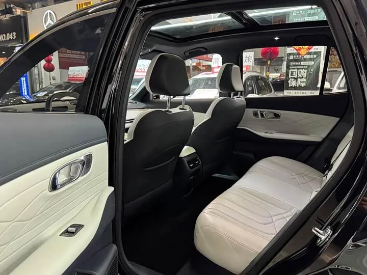 GEELY STARSHIP 7 2025