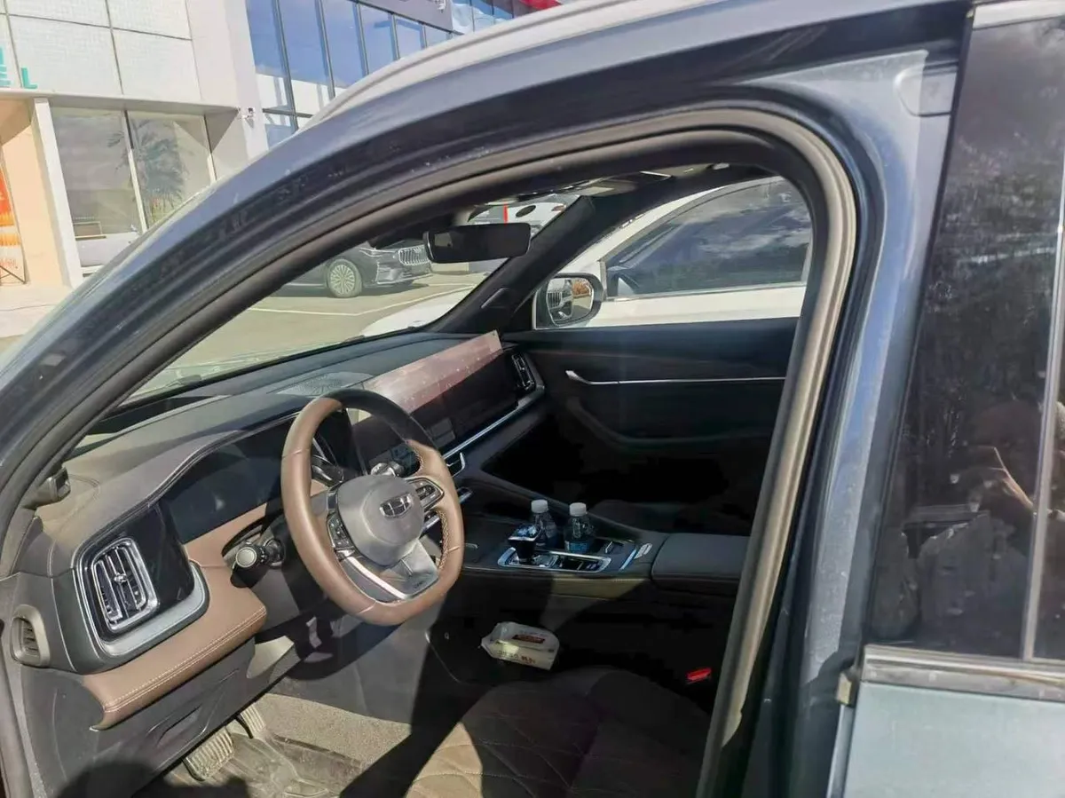 GEELY XINGYUE L 2025