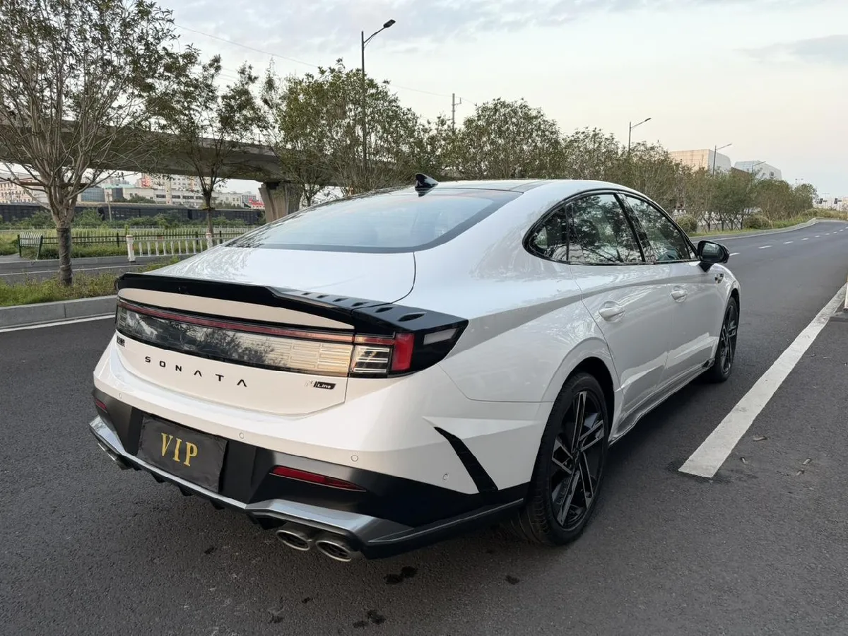 HYUNDAI SONATA 2025
