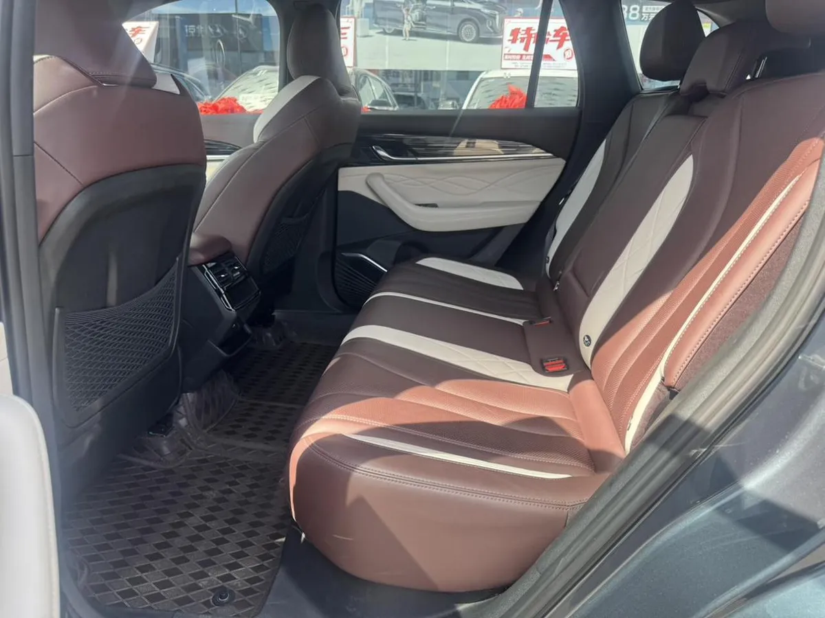 GEELY XINGYUE L 2023