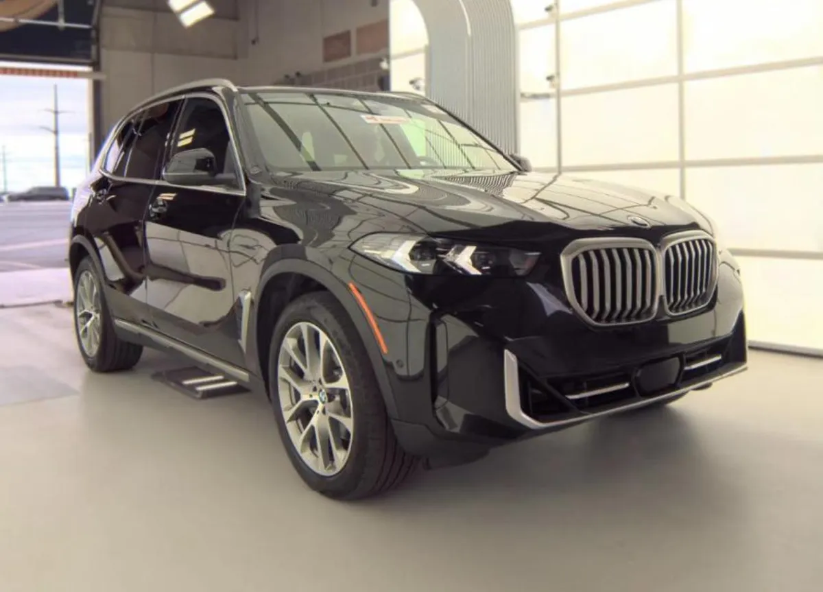 BMW X5 SPORTS ACTIVITY VEHICLE 2023