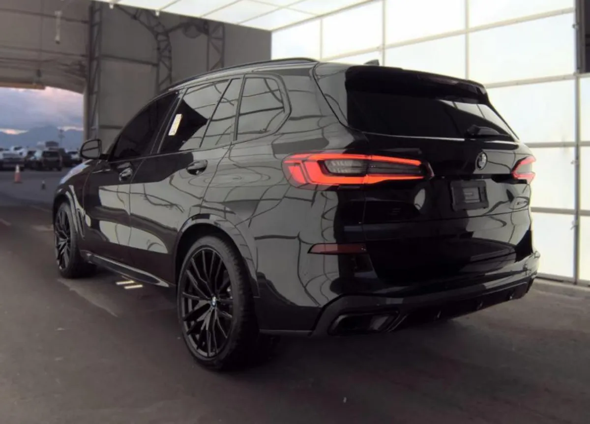 BMW X5 SPORTS ACTIVITY VEHICLE 2019