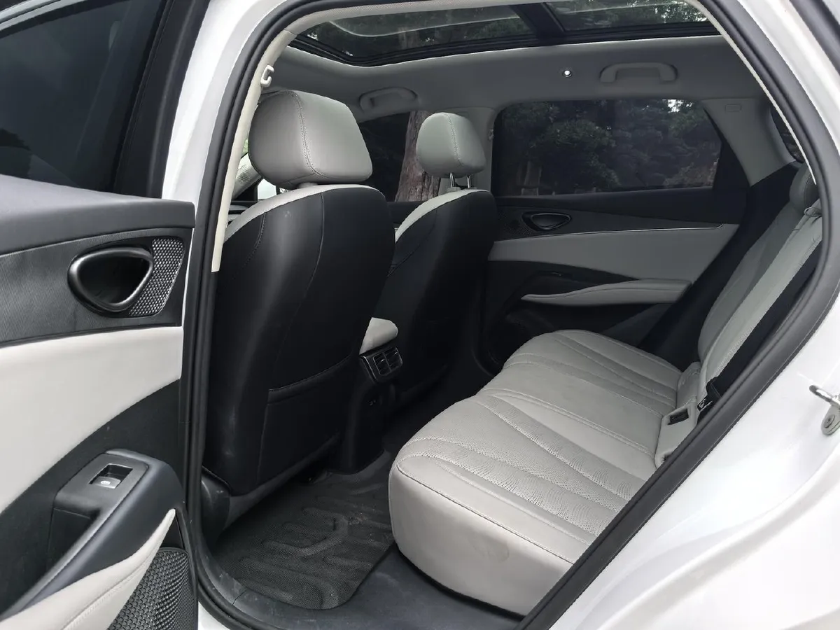 BYD SEAL 06DM TOURING EDITION 2025