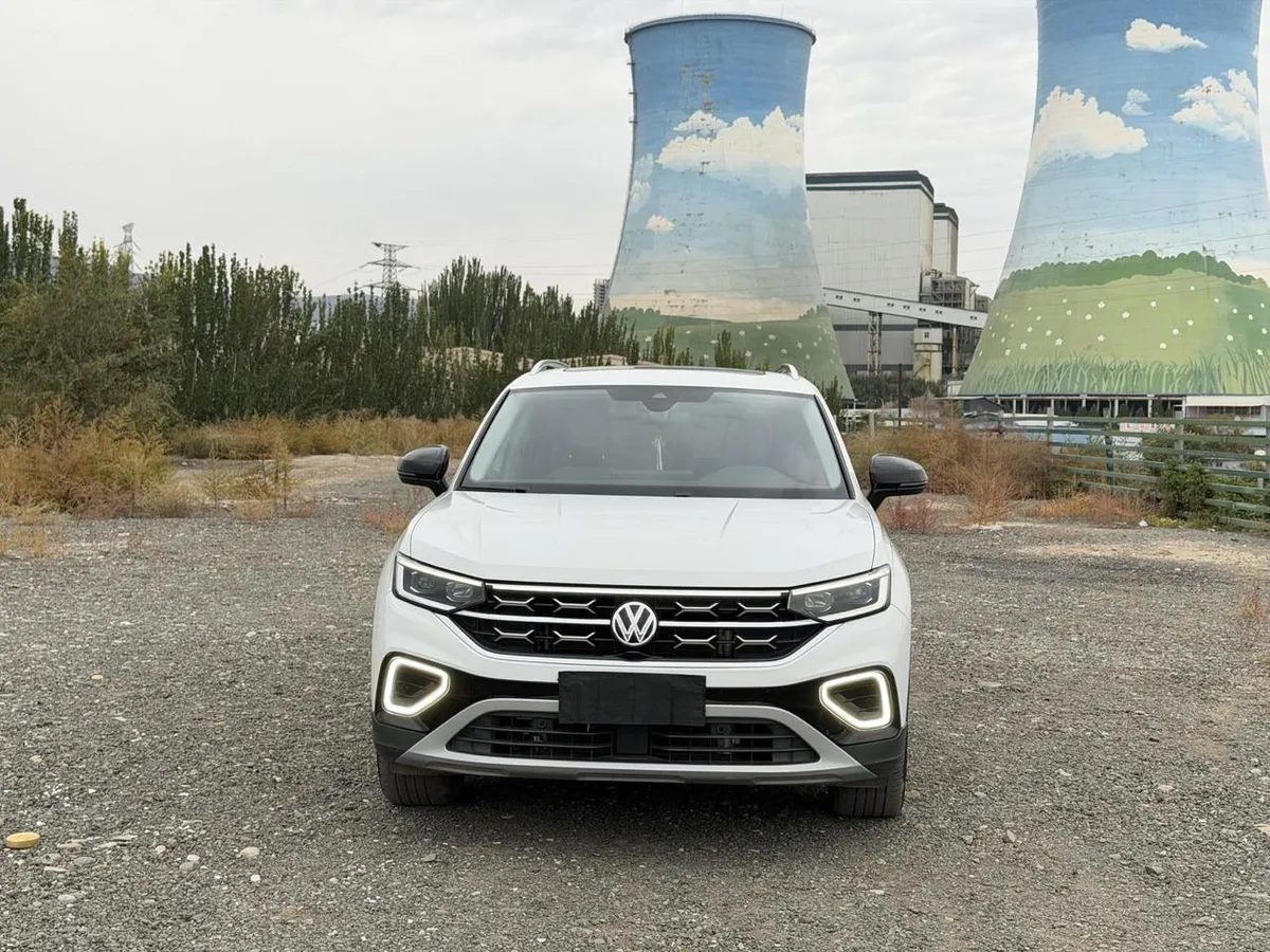 VOLKSWAGEN TAYRON 2024