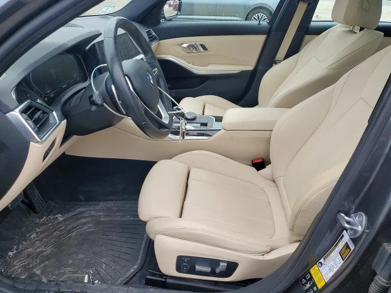 BMW 330XI 2019