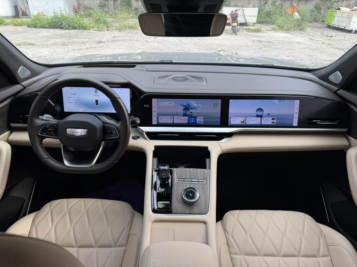 GEELY XINGYUE L 2025