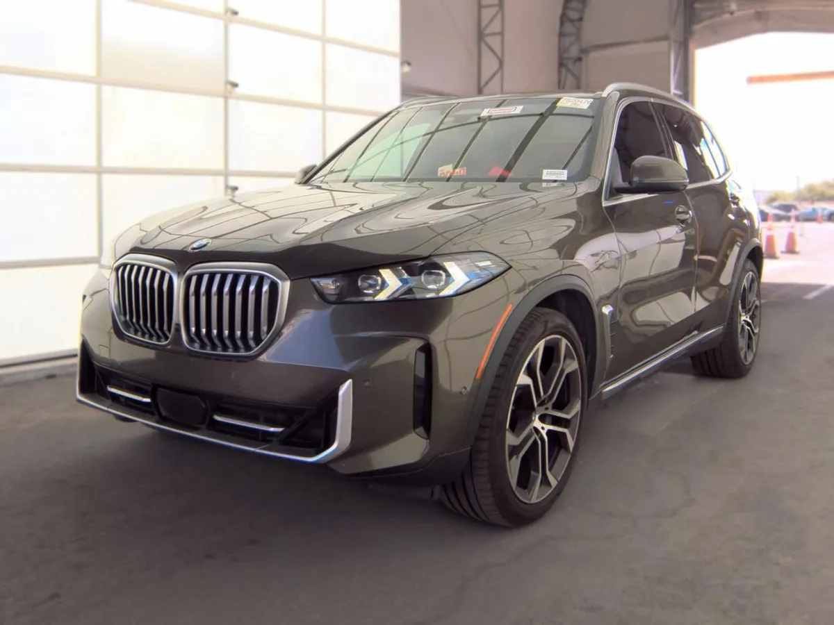 BMW X5 SPORTS ACTIVITY VEHICLE 2024