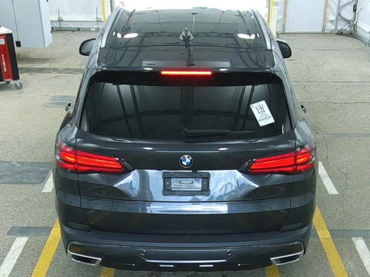BMW X5 SPORTS ACTIVITY VEHICLE 2022