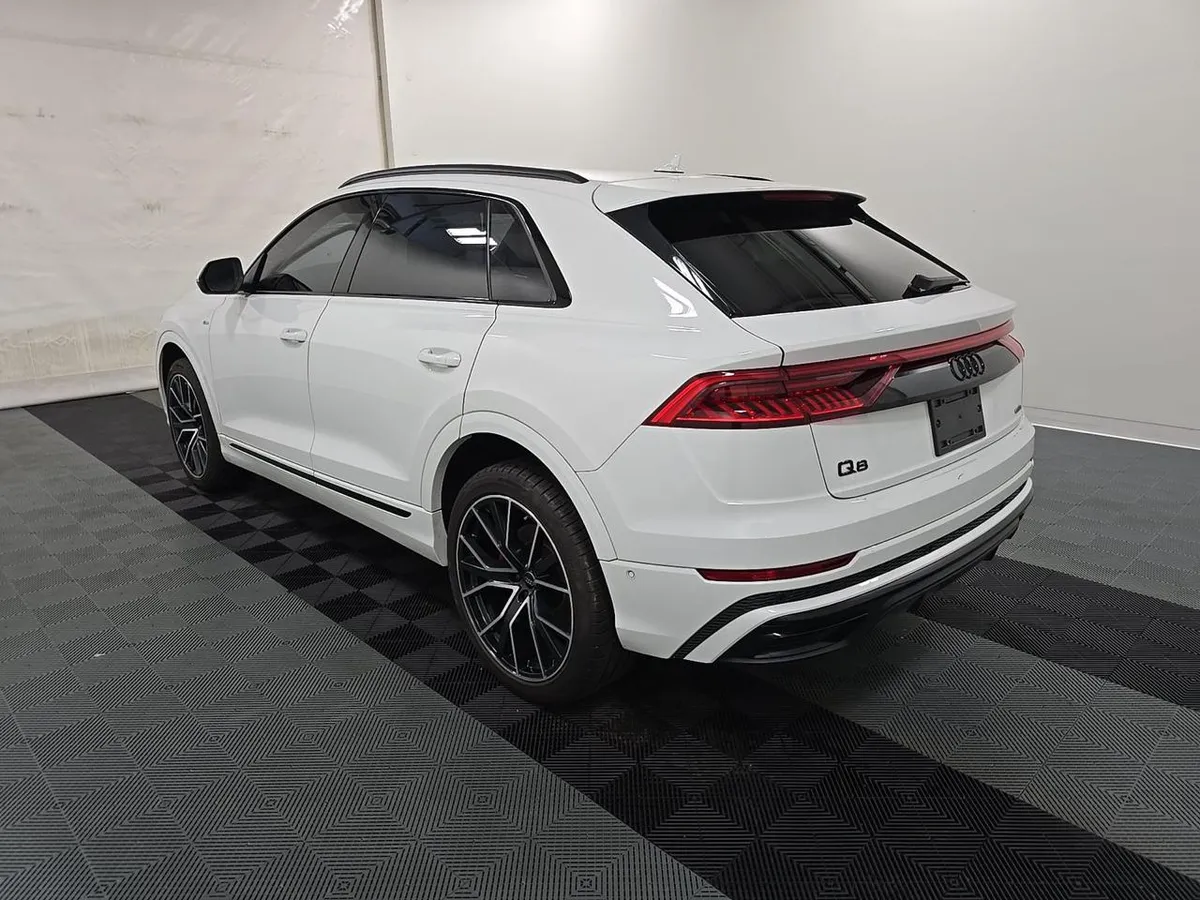 AUDI Q8 PREMIUM PLUS 2023