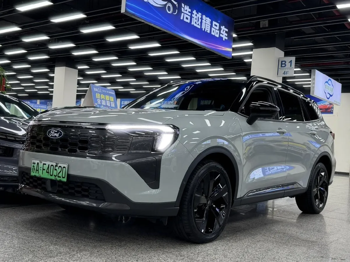 FORD EQUATOR SPORT PREMIUM PLUS 2025