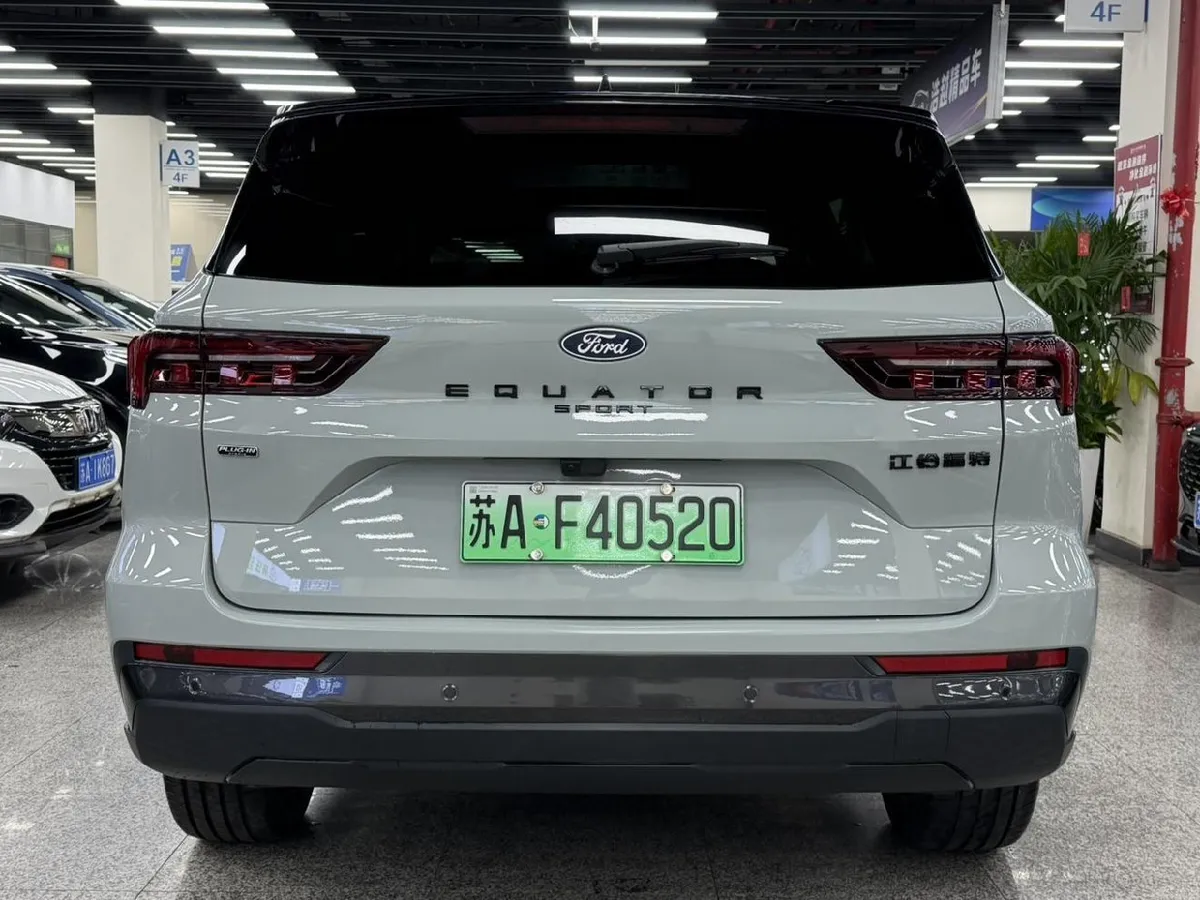 FORD EQUATOR SPORT PREMIUM PLUS 2025