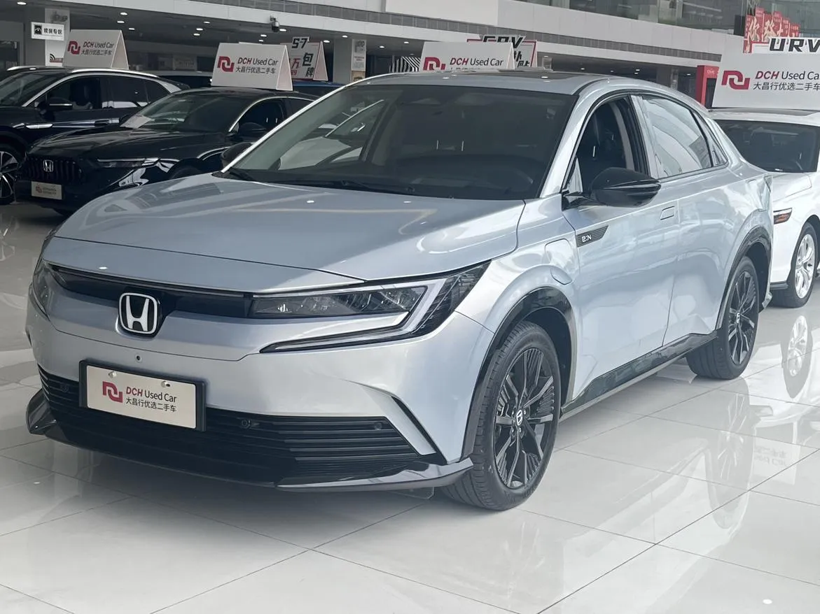 HONDA e:NP2 2024