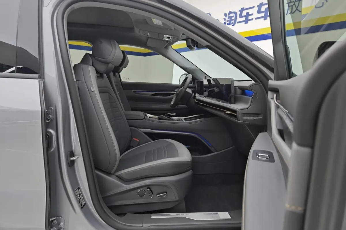 FORD EDGE L 2 2023