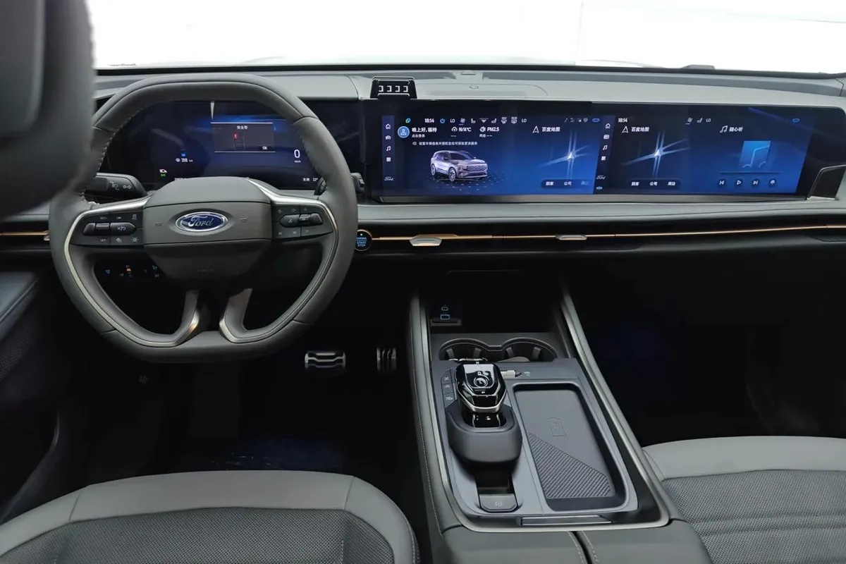 FORD EDGE L 2 2023