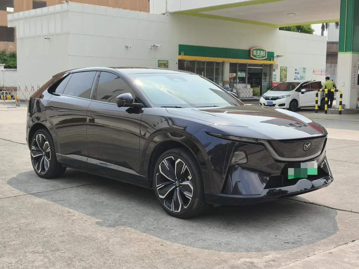 MAZDA EZ-60 МАКСИМАЛЬНАЯ 2027