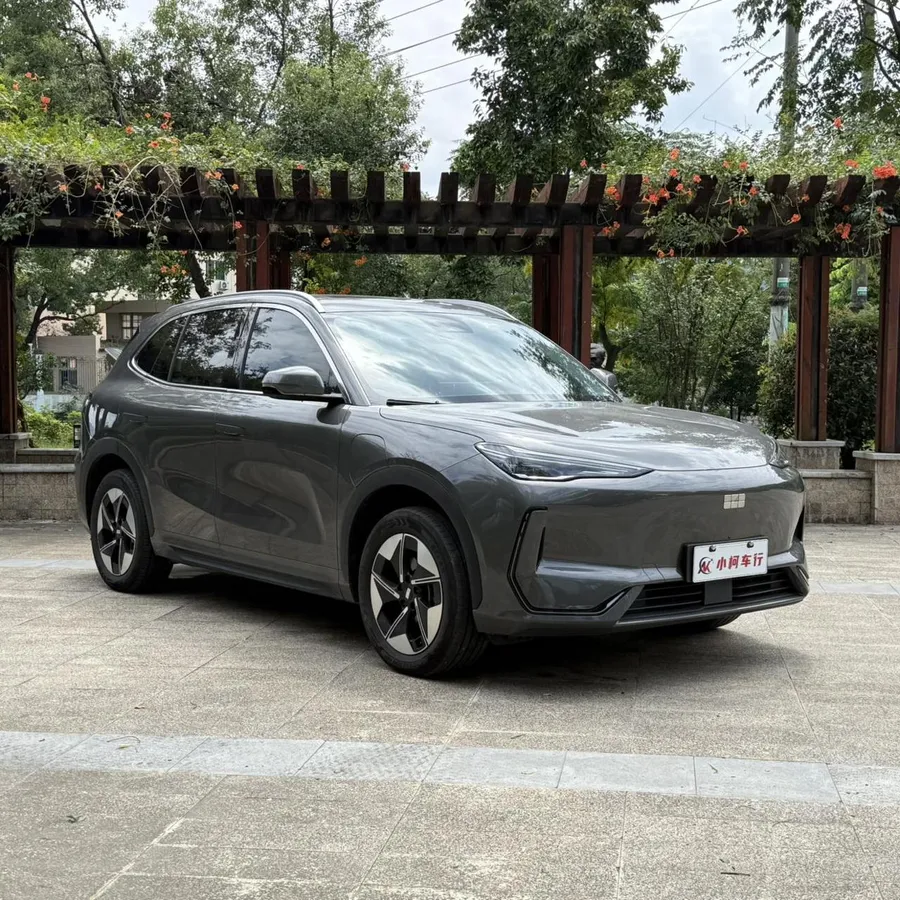 GEELY E5 ПРЕДМАКСИМАЛЬНАЯ 2027