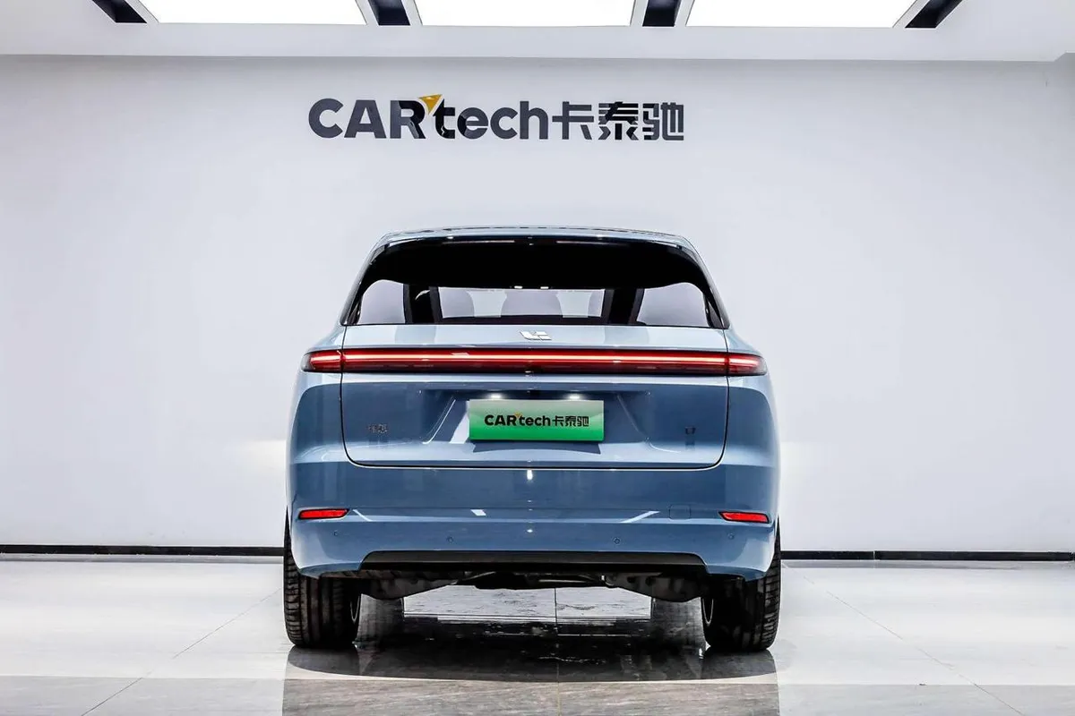 LI AUTO L7 МАКСИМАЛЬНАЯ 2025