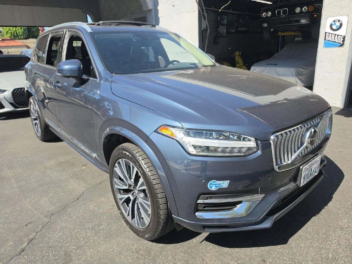VOLVO XC90 RECHARGE PLUG-IN HYBRID 2022