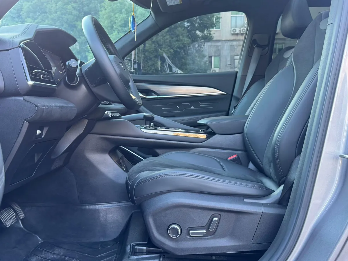 GEELY XINGYUE L 2024