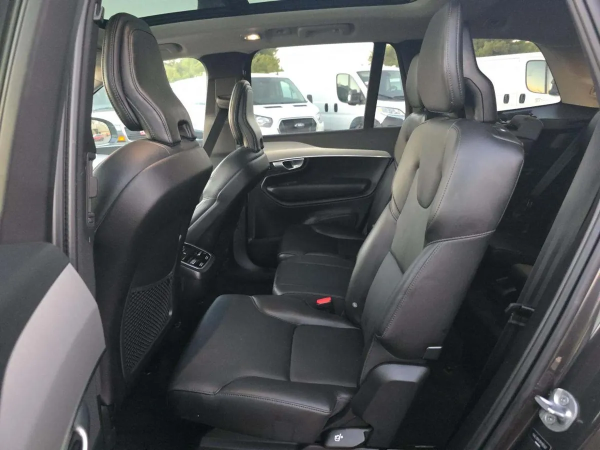 VOLVO XC90 B5 CORE BRIGHT 2024